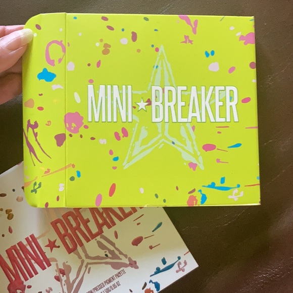 Jeffree Star Cosmetics Mini Breaker palette NEW - Picture 4 of 5